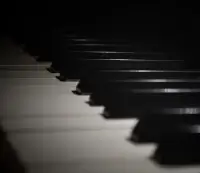 sonorité de piano, douce et apaisante, une invitation à ralentir, à écouter, à ressentir avec le CRDL
